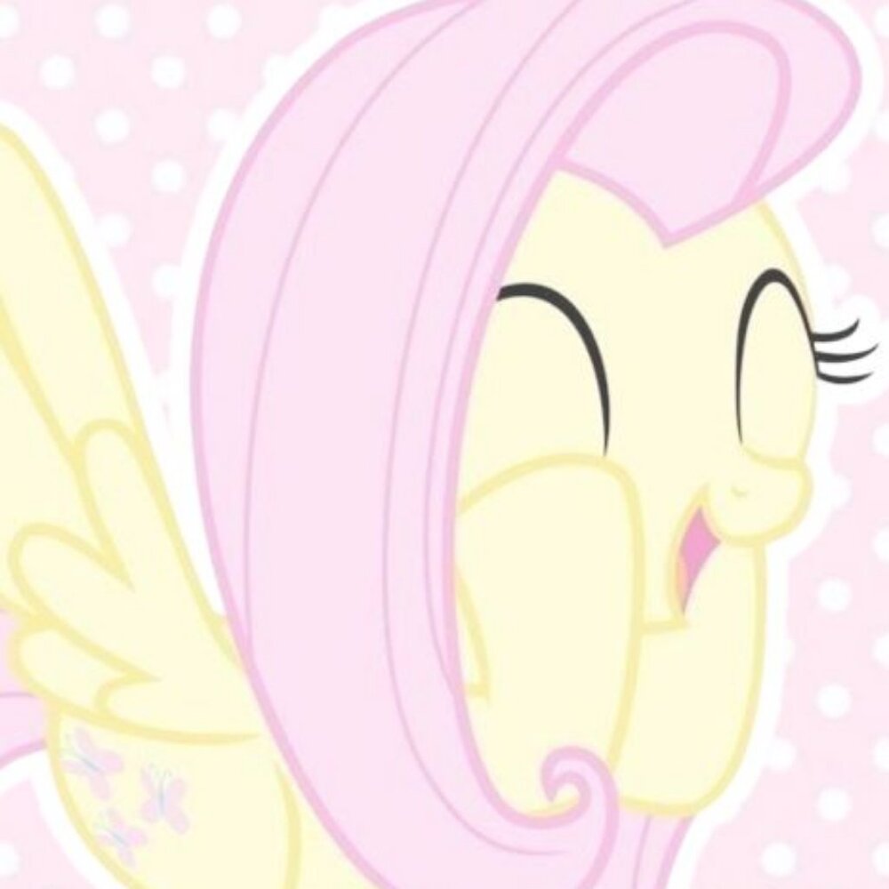 Meet your Posher, Lara